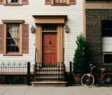 Investimenti immobiliari: tendenze di business e nuove idee per accaparrarsi quella seconda casa tanto desiderata.