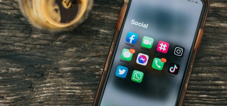 Scegli Casabase Academy: le dinamiche dell’immobiliare tradotte nel digitale.