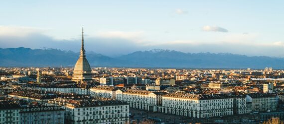 Milano e Torino. Dove comprano casa le giovani famiglie?